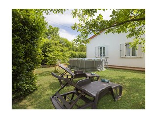 Ferienwohnung Raša Außenaufnahme 2