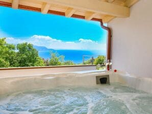 140 m² Villa ∙ 3 Schlafzimmer ∙ 6 Gäste