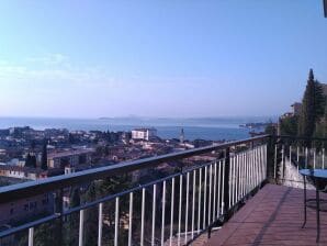 80 m² Ferienwohnung ∙ 2 Schlafzimmer ∙ 4 Gäste