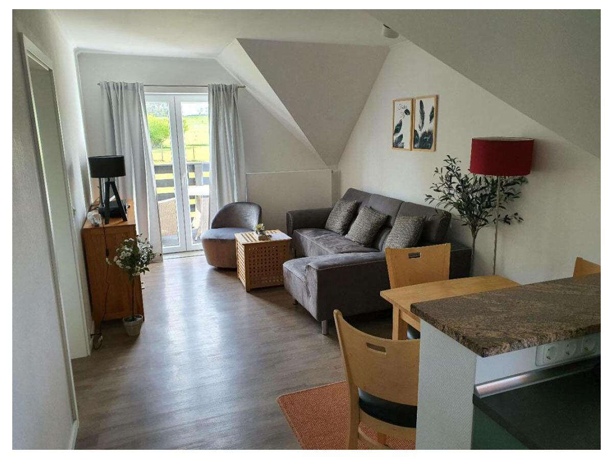 Ferienwohnung Neuendorf (Gnitz) Außenaufnahme 1