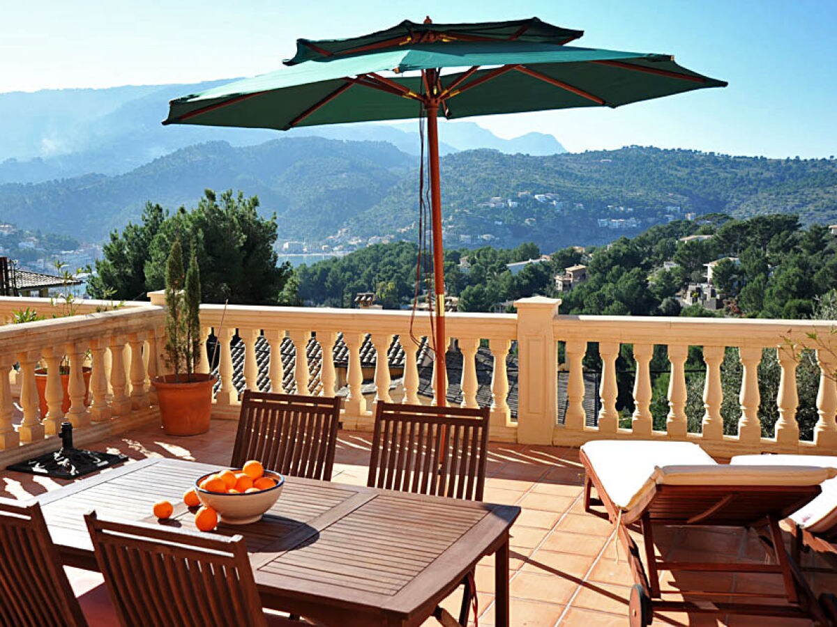 Ferienwohnung Id 1052 In Puerto De Soller Soller Firma Mallorca Ferienwohnungen Ug Haftungsbeschrankt Co Kg Herr Kai Bremer