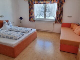 Das 1. Schlafzimmer
