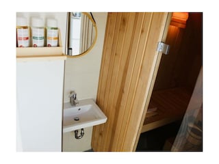 Ferienwohnung Dranske Außenaufnahme 23