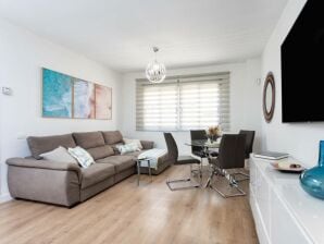 77 m² Ferienwohnung ∙ 2 Schlafzimmer ∙ 3 Gäste - Santa Cruz de Tenerife - image1