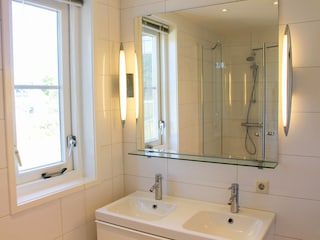 Badezimmer Erdgeschoss
