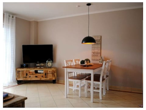 50 m² Ferienwohnung ∙ 1 Schlafzimmer ∙ 4 Gäste