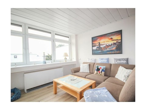 65 m² Ferienwohnung ∙ 2 Schlafzimmer ∙ 4 Gäste