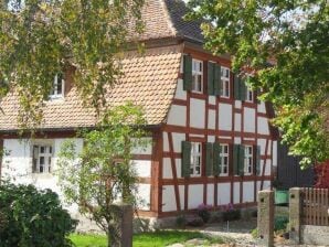 1110 m² Ferienwohnung ∙ 4 Schlafzimmer ∙ 5 Gäste - Bad Windsheim - image1