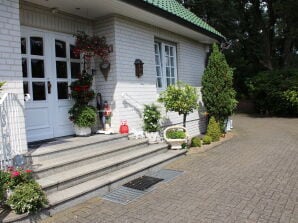 Holiday apartment Landhaus Gartenstraße - Bispingen - image1