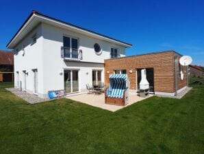 300 m² Ferienhaus ∙ 4 Schlafzimmer ∙ 10 Gäste