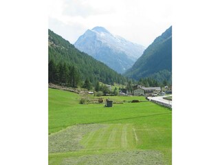 Ferienwohnung Saas-Grund Außenaufnahme 4