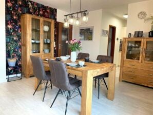 60 m² Ferienwohnung ∙ 2 Schlafzimmer ∙ 5 Gäste