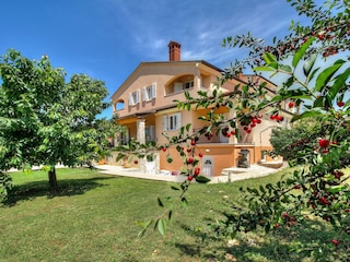 Ferienwohnung Basanija Umgebung 7