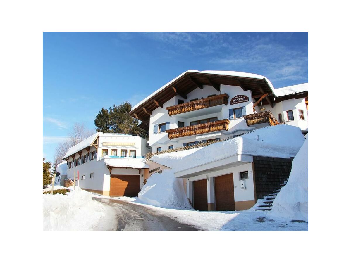 appartements-platzis-urlaub-winter-montafon-aussen