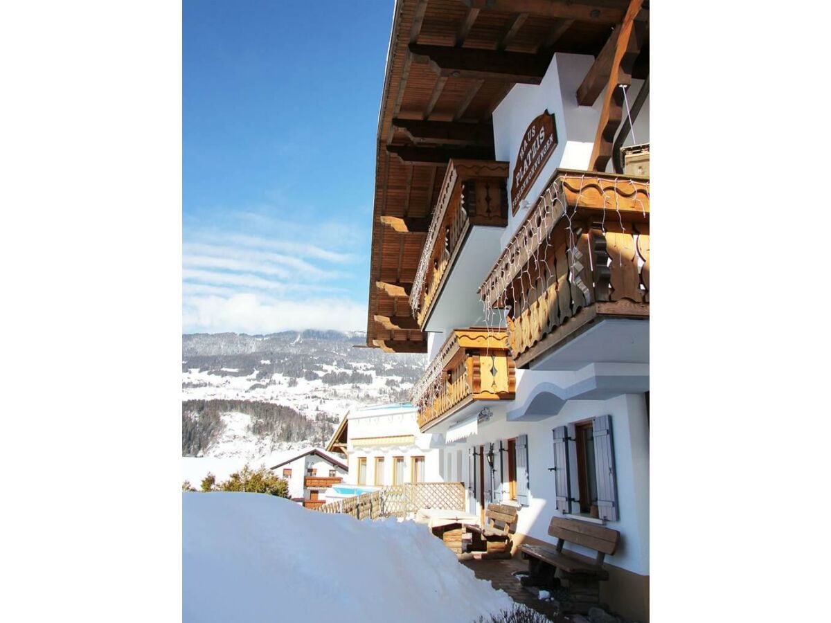 appartements-platzis-urlaub-winter-montafon-aussen