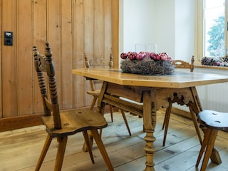 Montafoner Tisch