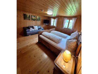 Schlafzimmer 2