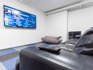 alpine_service_ villa_blau_spielraum _01