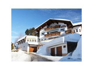 appartements-platzis-urlaub-winter-montafon-aussen