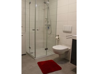 modernes Badezimmer
