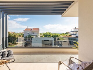 Balkon im ersten Stock