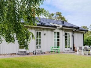 Modernes Ferienhaus mit Garten-By Traum - Laholm - image1