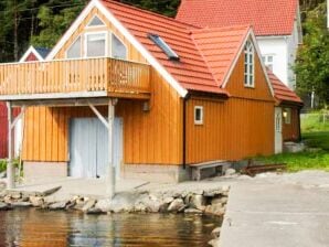 4 Personen Ferienhaus in MÅLØY-By Traum - Flatraket - image1