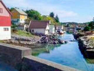 Holiday house Bøvågen  36