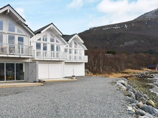 Holiday house Brattvåg Outdoor Recording 4