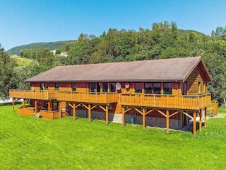 Appartement Eresfjord Buitenaudio-opname 2