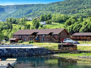 Apartment Eresfjord Außenaufnahme 7