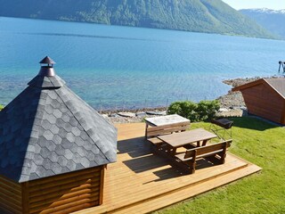 Apartment Eresfjord Außenaufnahme 6