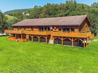 Apartment Eresfjord Außenaufnahme 9