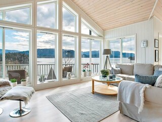 Holiday house Auklandshamn  15