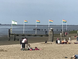 Kurhausstrand mit Dangast Wahrzeichen