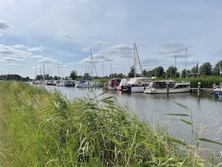 Idylle am Vareler Hafen