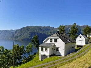 Holiday house 10 person holiday home in Stordal - Stordal - image1