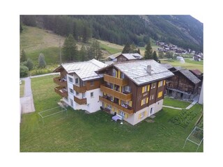Ferienwohnung Saas-Grund Außenaufnahme 3