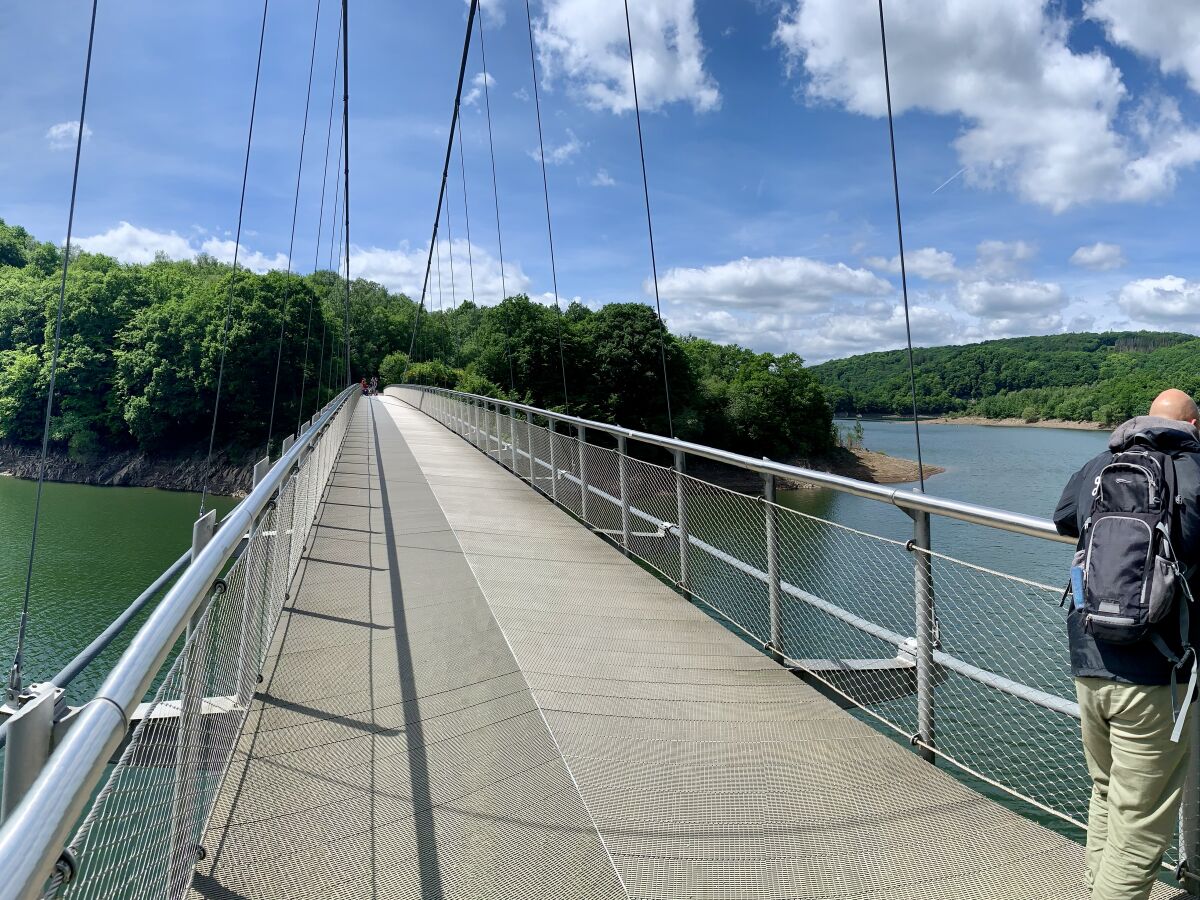 Hängebrücke über den Rursee