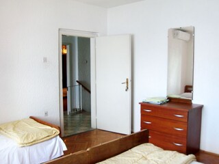 Apartment Jesenice bei Dugi Rat Ausstattung 13
