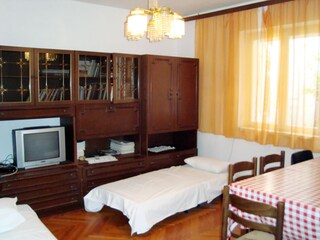 Apartment Jesenice bei Dugi Rat Ausstattung 19