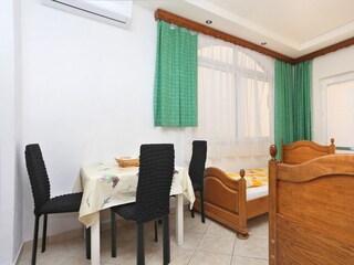 Apartment Stanici Ausstattung 10