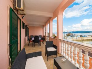 Two bedroom apartment near beach Pašman (A-8221-a) - Turanj - image1