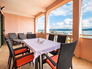 Apartment Turanj Features 1