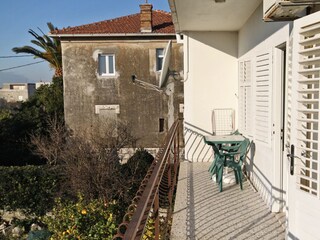 Apartment Kaštel Stari Features 7