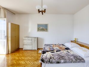 Three bedroom apartment with balcony and sea view Pirovac, Šibenik (A-11824-b) - Pirovac - image1