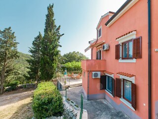 Apartment Ćunski Features 11