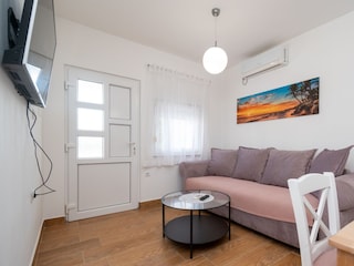 Apartment Povljana Ausstattung 7