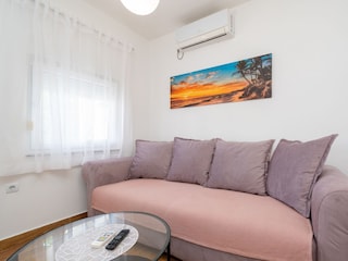 Apartment Povljana Ausstattung 8