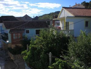 Two bedroom apartment with terrace and sea view Tkon, Pašman (A-8411-a) - Tkon - image1